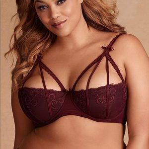 NWOT Hips & Curves Mika Strappy Bra - Maroon